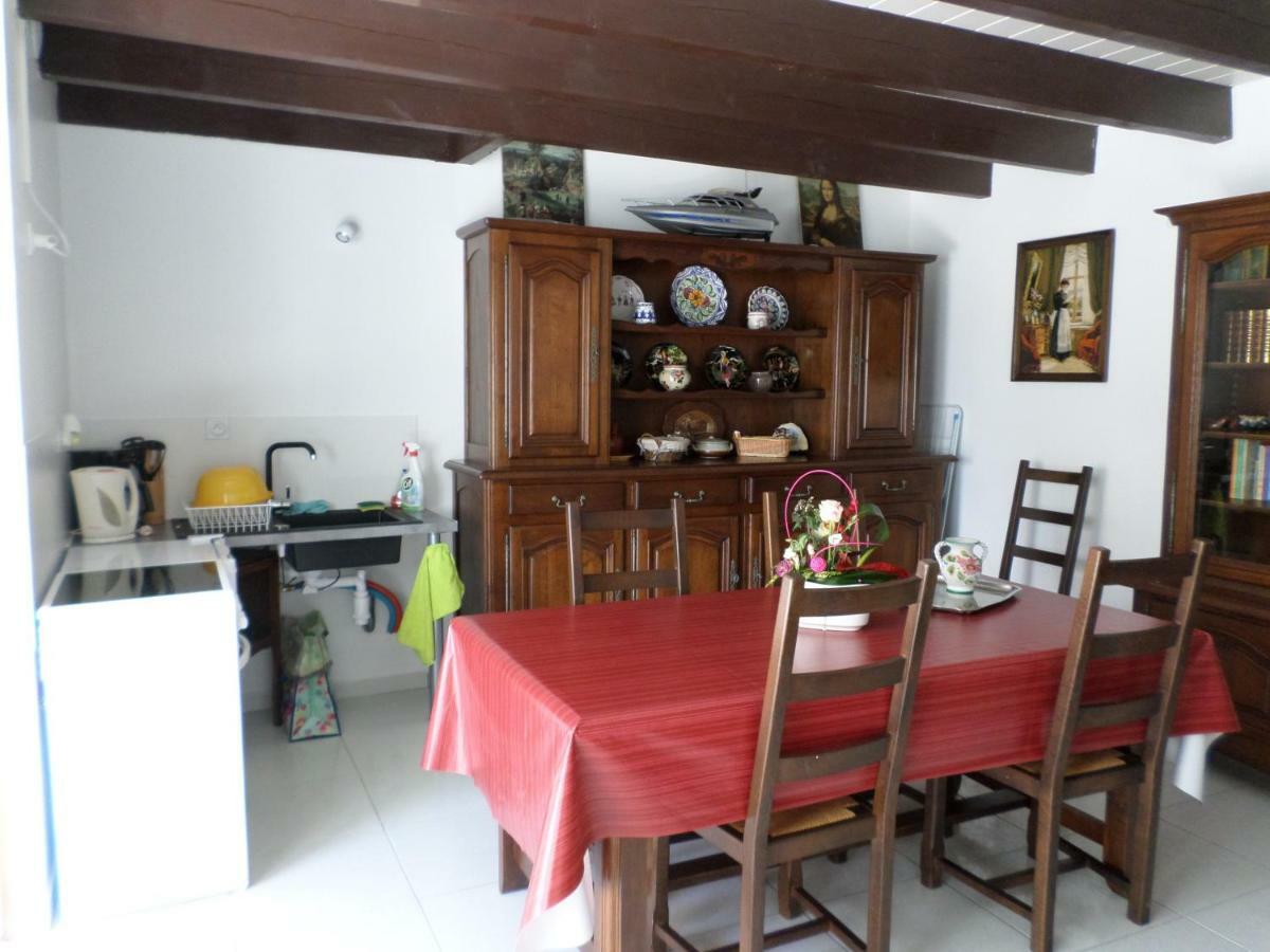 Gîte Puy Morin Montournais Extérieur photo