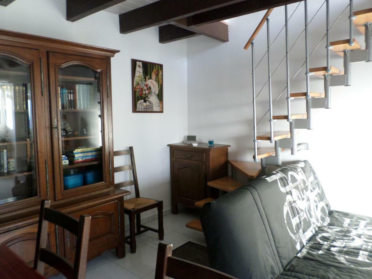 Gîte Puy Morin Montournais Extérieur photo